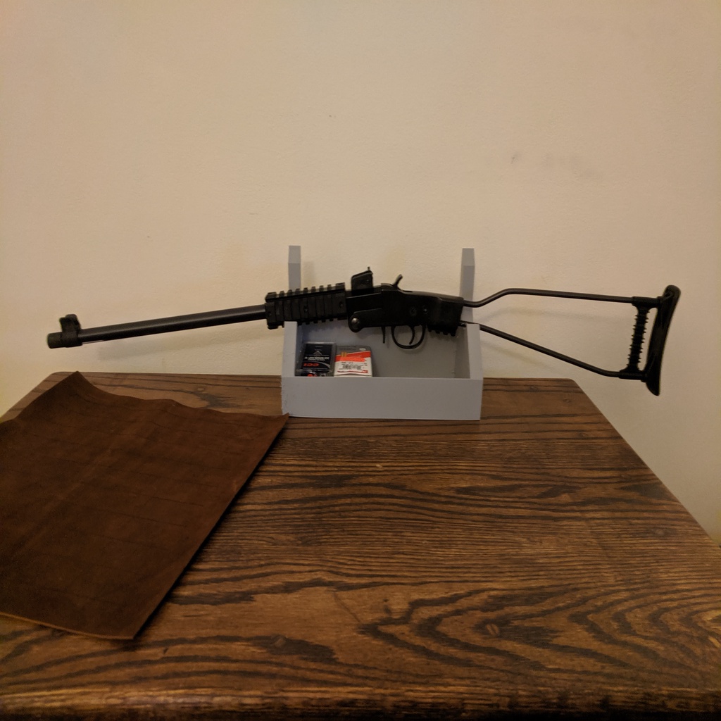 Wall Mountable Gun/Sword Rack with Shelf - Free 3d model on creazilla.com